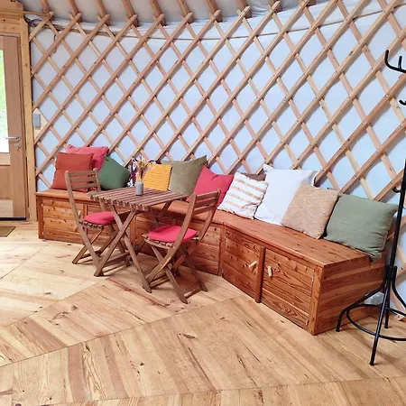 Les Insolites De La Ferme De Froidefontaine *