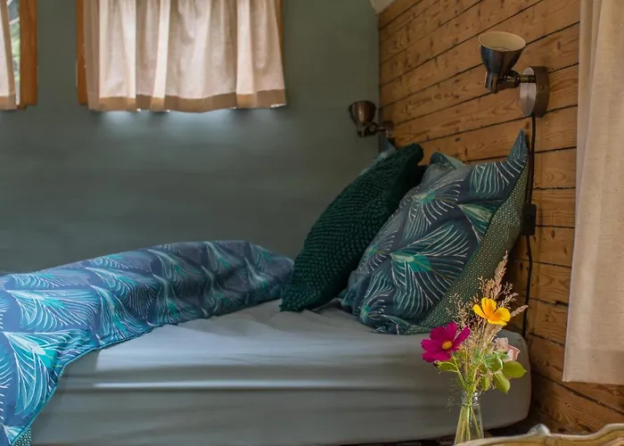 Camping La Roulotte De La Ferme De Froidefontaine