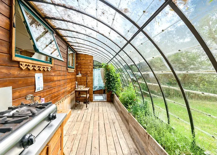 Camping La Roulotte De La Ferme De Froidefontaine