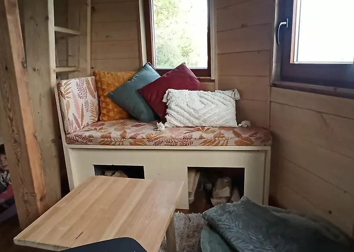 Les Insolites De La Ferme De Froidefontaine Camping Havelange